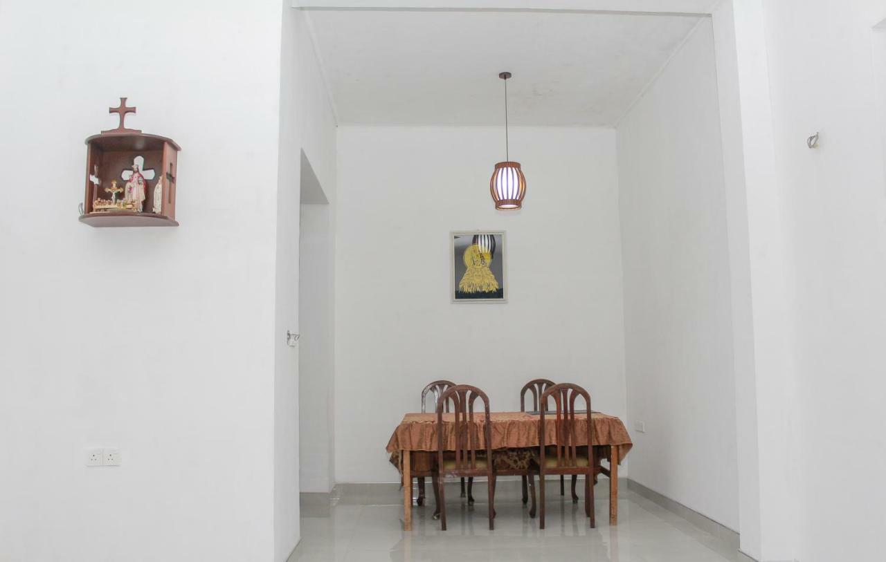 The Alexis'S Guest House Negombo Exteriör bild